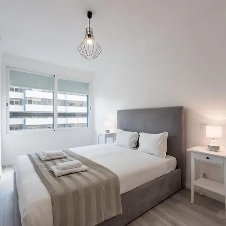 Guestready - Flamingo In The Square Apartment Porto Exterior photo
